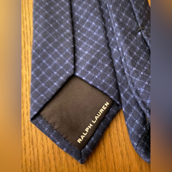 Ralph Lauren Black Label Hand Made in Italy Diamond Check Wool/Silk Tie - Picture 3 of 5